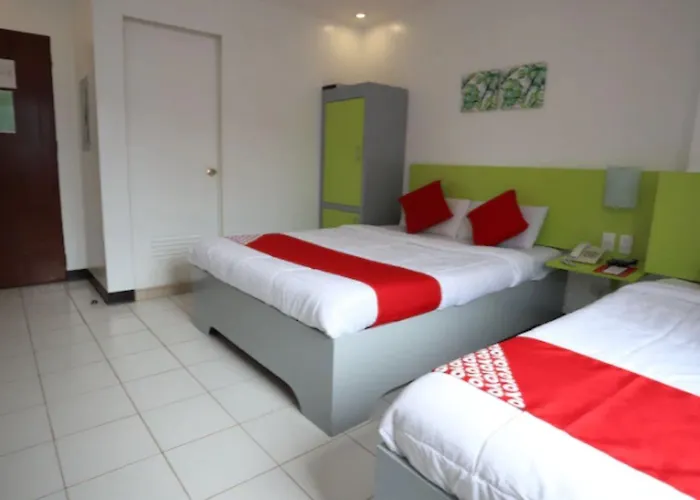 Oyo 210 Apple Tree Hotel