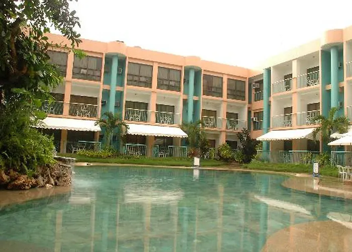 Hotel Oyo 210 Apple Tree 3*