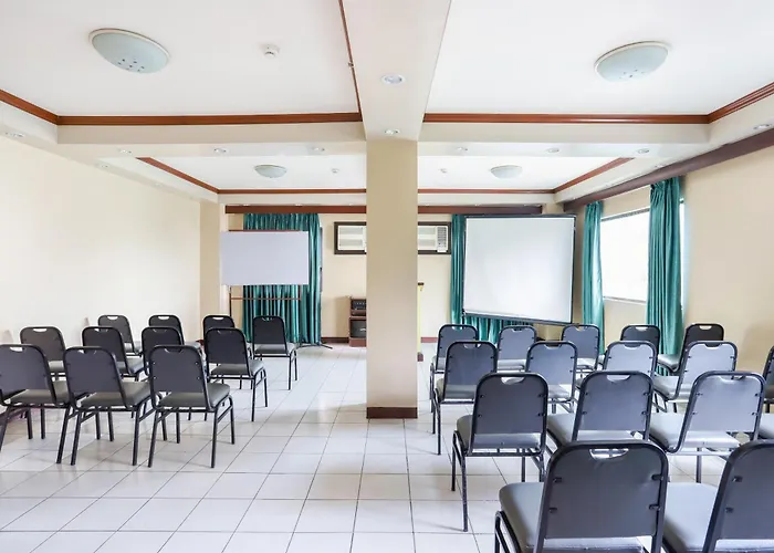 Oyo 210 Apple Tree 3* Cebu