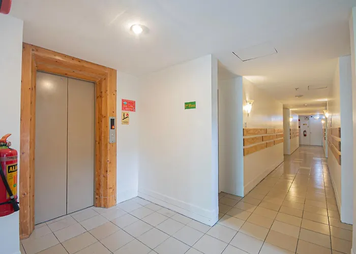 Oyo 210 Apple Tree Hotel 3*
