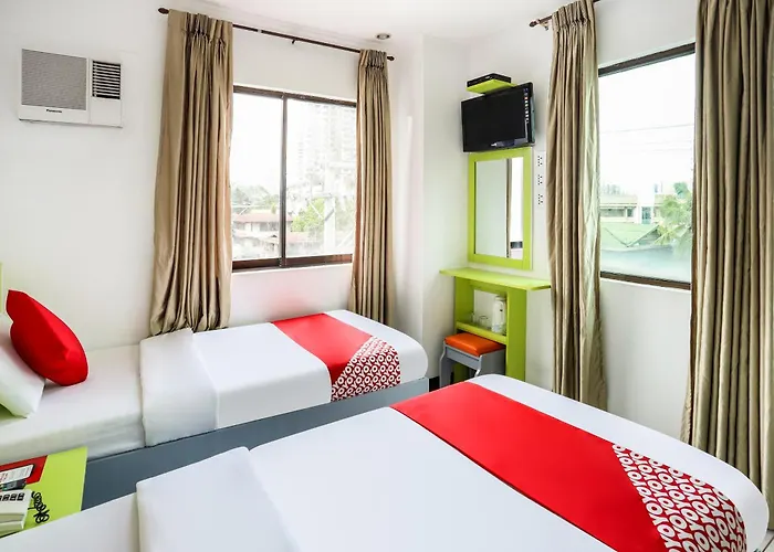 Hotel Oyo 210 Apple Tree 3*