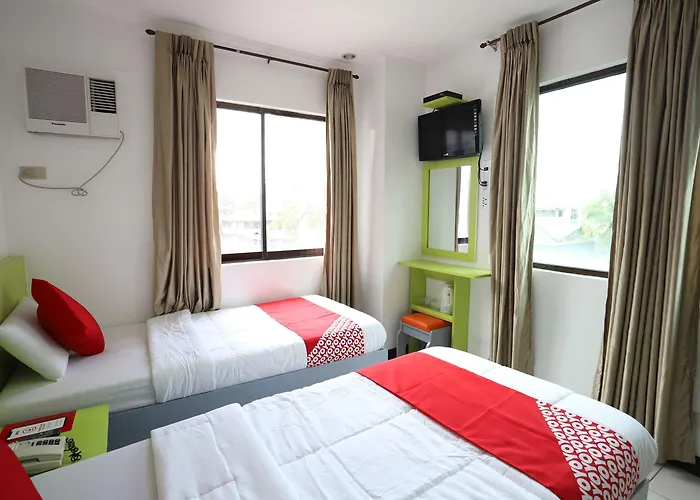 Oyo 210 Apple Tree Hotel