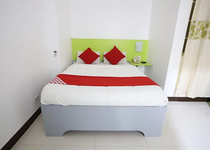 Oyo 210 Apple Tree Cebu