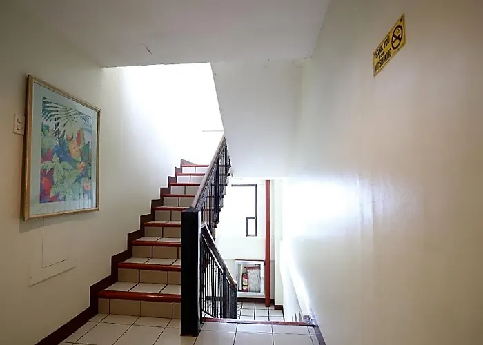 Oyo 210 Apple Tree Hotel 3*
