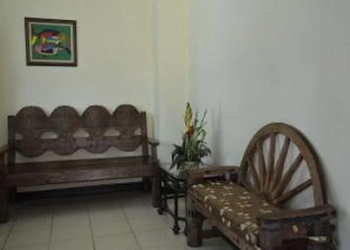 Oyo 210 Apple Tree Hotel Cebu